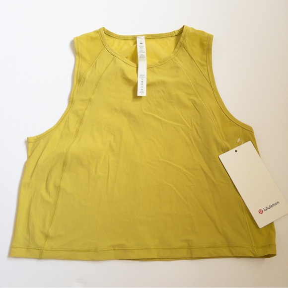NWT LULULEMON SCULPT TANK CROPPED, SZ 4 YELLOW PEAR, SOLD OUT COLOR - Picture 3 of 4